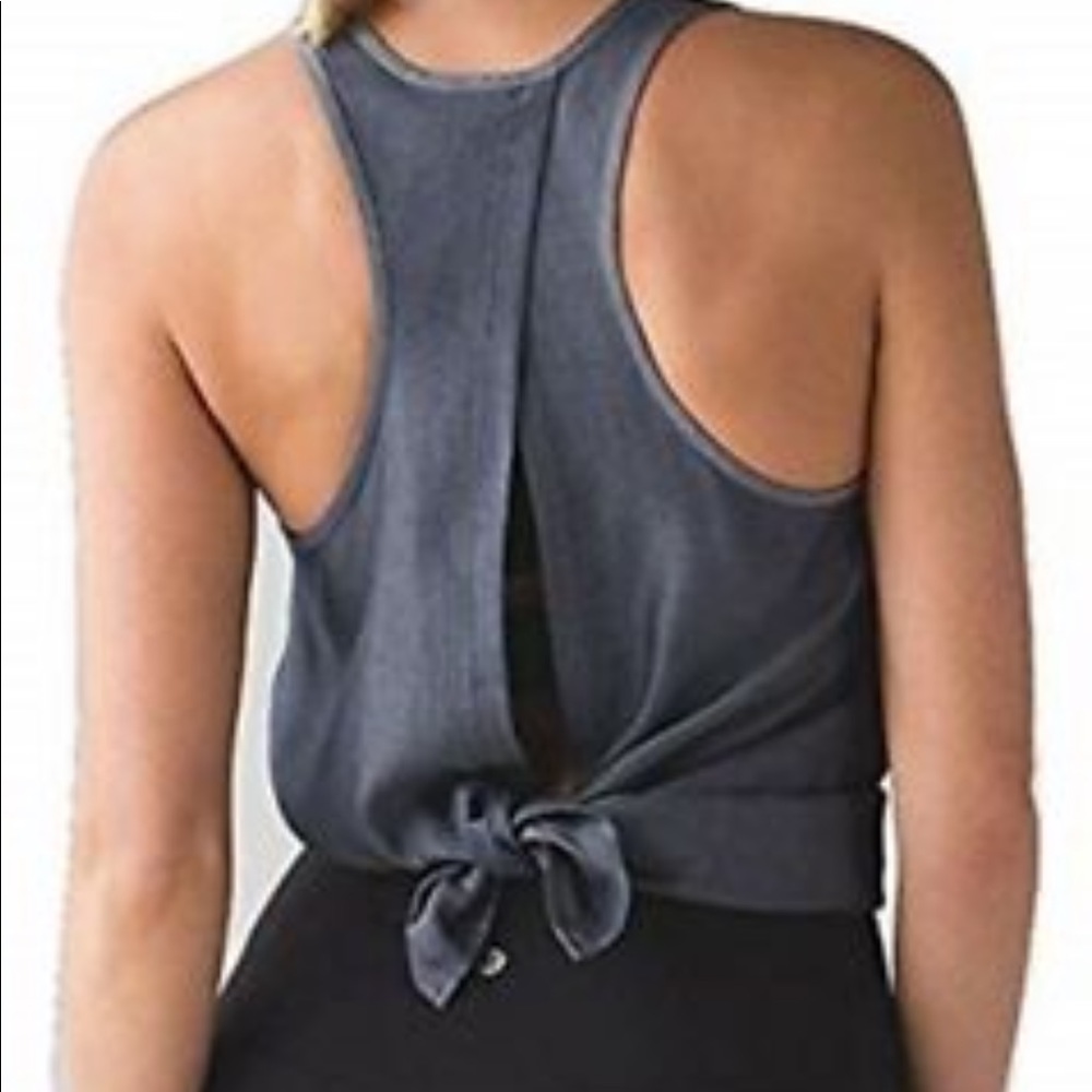 Lululemon Split Back Chambray Tank - image 4